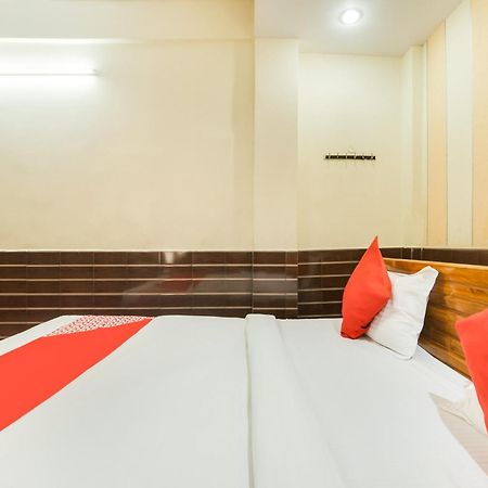 Oyo Flagship 75817 Ahvanam Guest House Tikkavanipalem Exterior photo